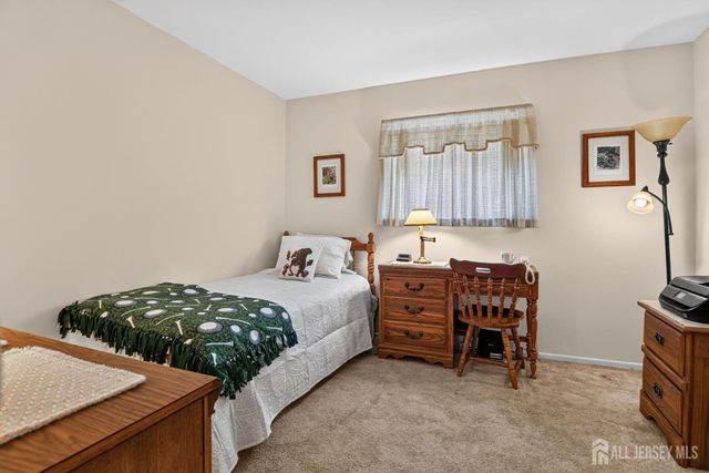2 Peachwood Court, Milltown, NJ 08850
