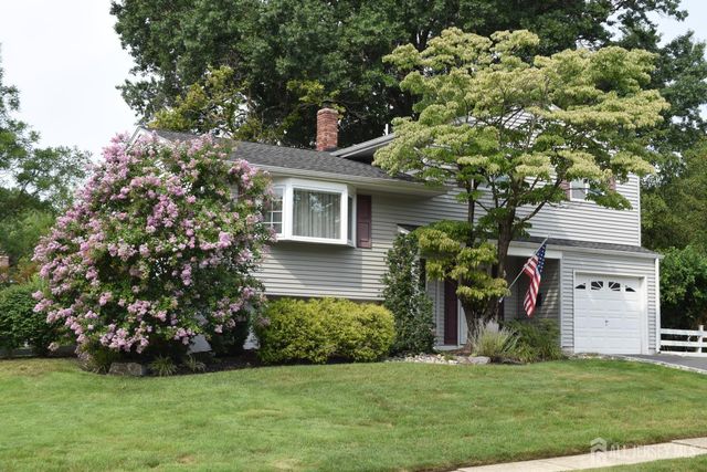 2 Peachwood Court, Milltown, NJ 08850