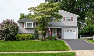 2 Peachwood Court, Milltown, NJ 08850