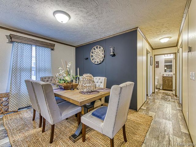 24161 Senate Drive, Flat Rock, MI 48134