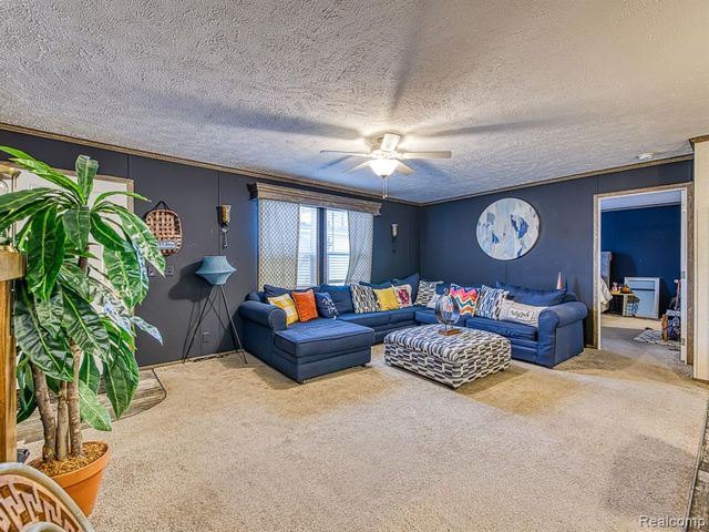 24161 Senate Drive, Flat Rock, MI 48134