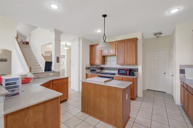 8915 High Ridge Lane, Rosenberg, TX 77469