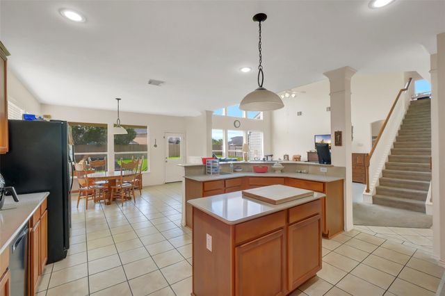 8915 High Ridge Lane, Rosenberg, TX 77469