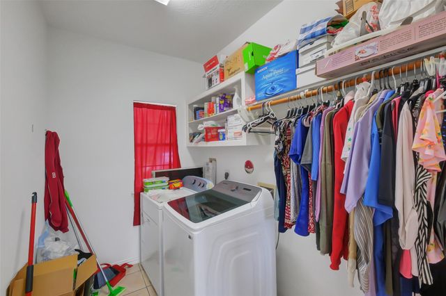 8915 High Ridge Lane, Rosenberg, TX 77469