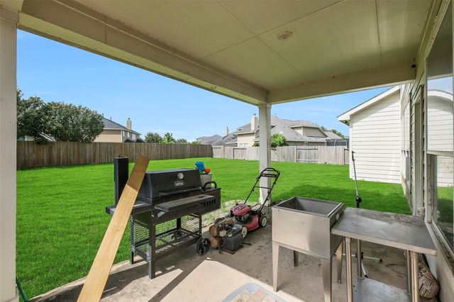 8915 High Ridge Lane, Rosenberg, TX 77469