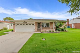 30232 Austin Drive, Warren, MI 48092