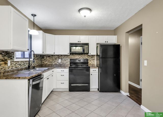 23706 Walnut Circle, Waterloo, NE 68069