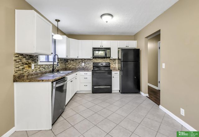 23706 Walnut Circle, Waterloo, NE 68069