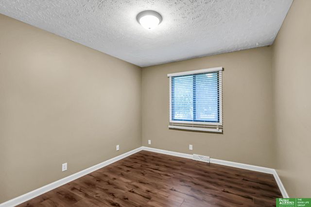 23706 Walnut Circle, Waterloo, NE 68069