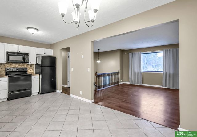 23706 Walnut Circle, Waterloo, NE 68069