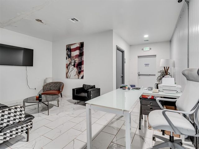 3595 E State Highway 9 Road, Norman, OK 73071