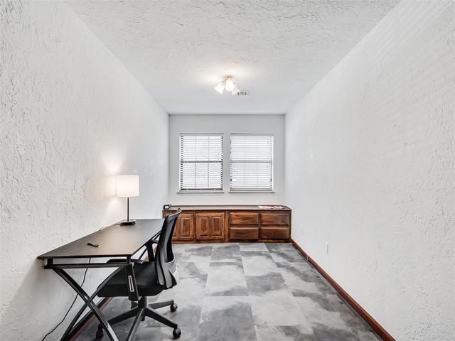 3595 E State Highway 9 Road, Norman, OK 73071