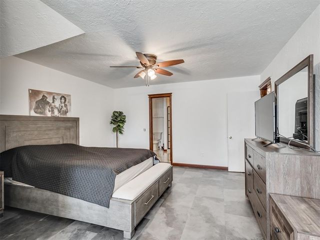 3595 E State Highway 9 Road, Norman, OK 73071