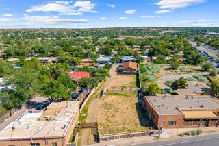 903 Agua Fria, Santa Fe, NM 87501