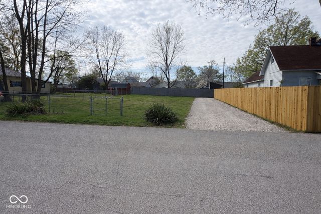 453 W Highland Street, Martinsville, IN 46151
