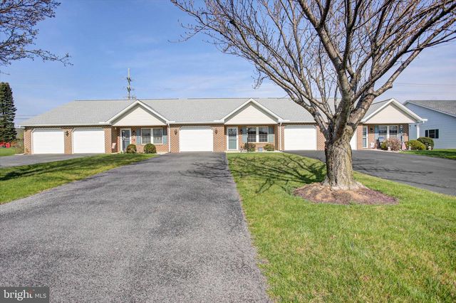 432 KARA WAY, Shippensburg, PA 17257