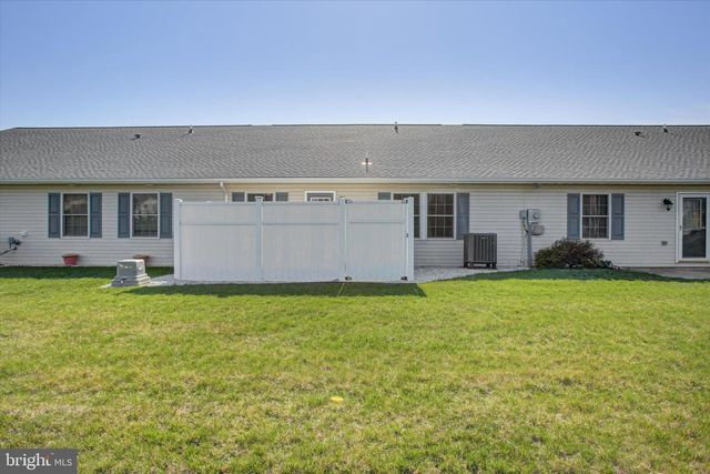 432 KARA WAY, Shippensburg, PA 17257