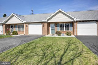 432 KARA WAY, Shippensburg, PA 17257