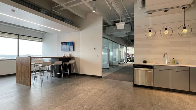 400 Skokie Boulevard, Northbrook, IL 60062