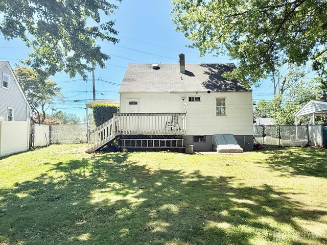 105 Old Post Road, Edison, NJ 08817