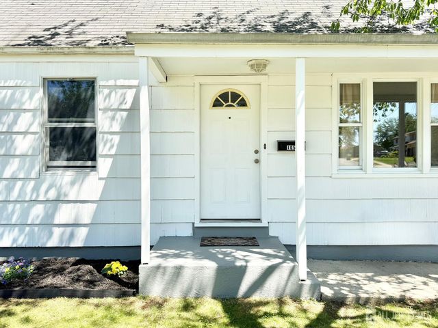 105 Old Post Road, Edison, NJ 08817