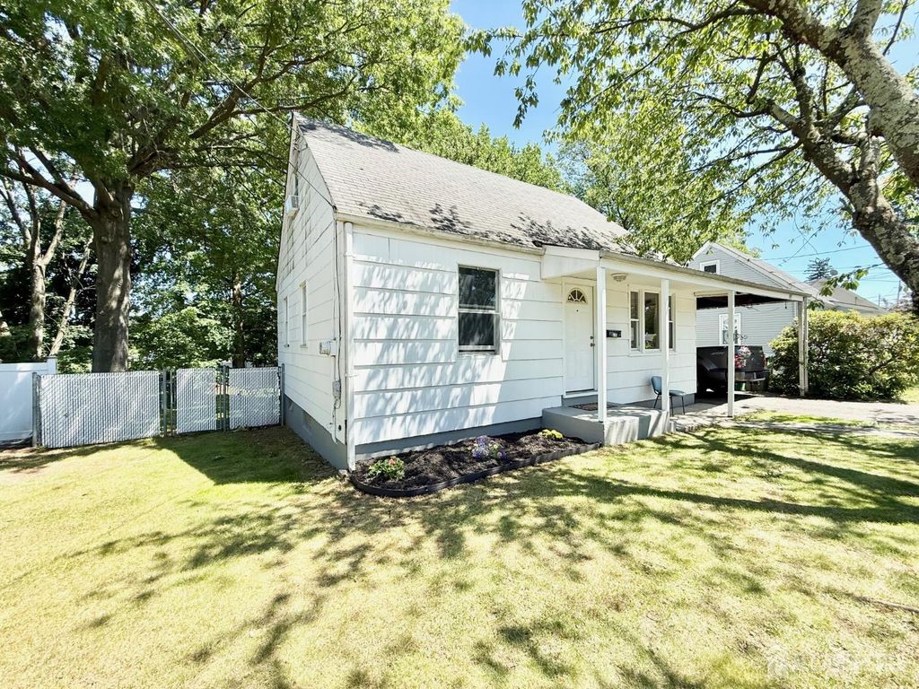 105 Old Post Road, Edison, NJ 08817