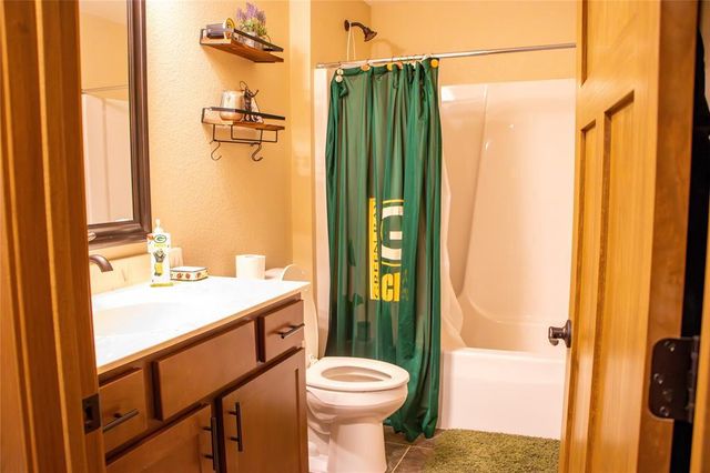 4252 Drier Court, Eau Claire, WI 54701