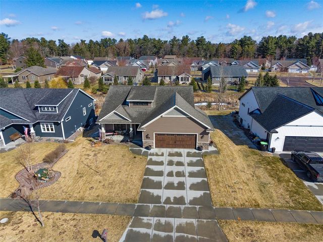 4252 Drier Court, Eau Claire, WI 54701