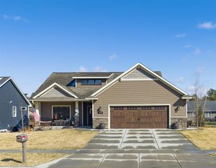 4252 Drier Court, Eau Claire, WI 54701