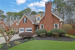 1543 Laurel Park NE Circle, Atlanta, GA 30329