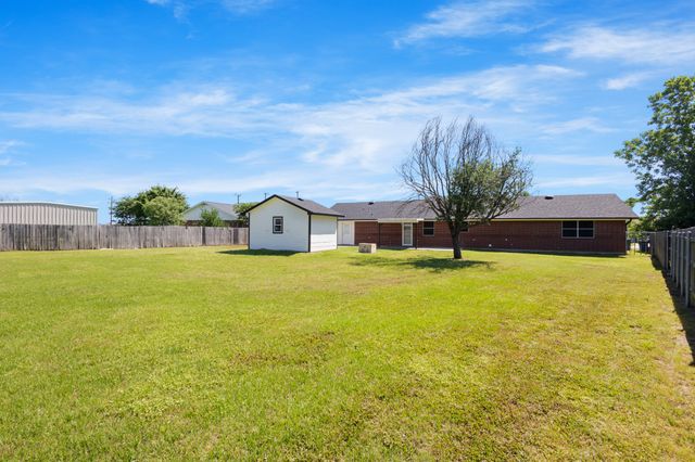 130 Amy Court, Collinsville, TX 76233