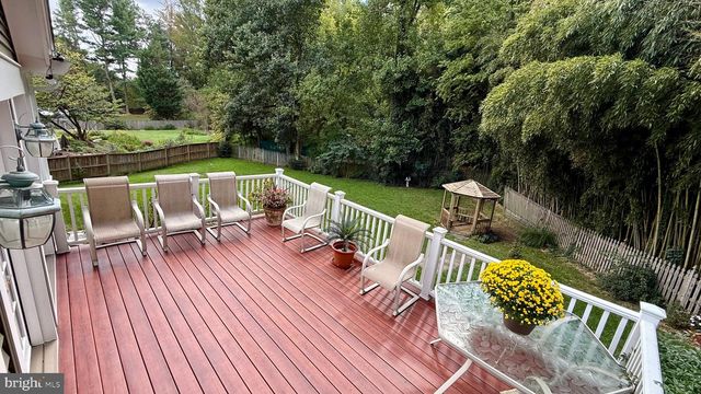 9612 KENTSDALE DR, Potomac, MD 20854