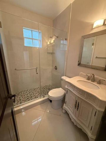 9141 NW 152nd Street, Miami Lakes, FL 33018