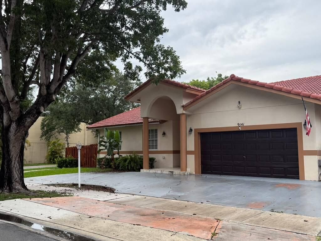 9141 NW 152nd Street, Miami Lakes, FL 33018