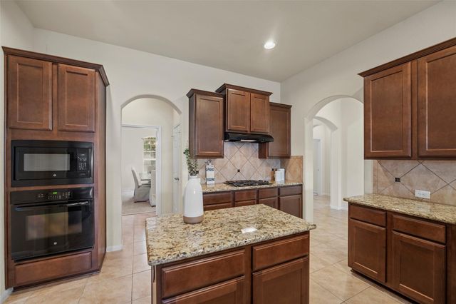 5055 Gold Haven Drive, Richmond, TX 77407