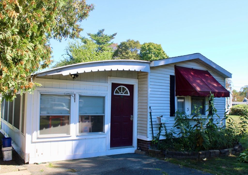 75 South Street 3, Bernardston, MA 01370