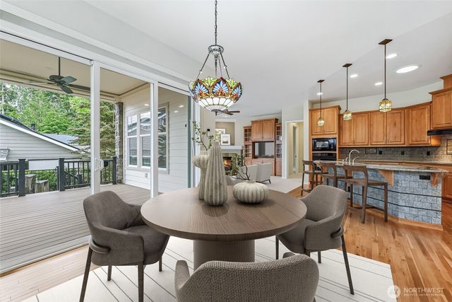 12256 243rd Place NE, Redmond, WA 98053