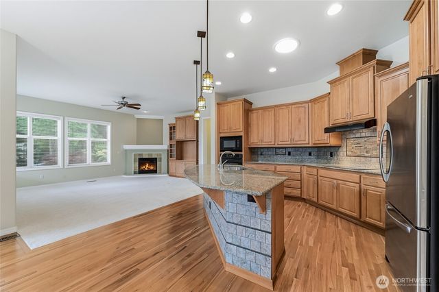 12256 243rd Place NE, Redmond, WA 98053