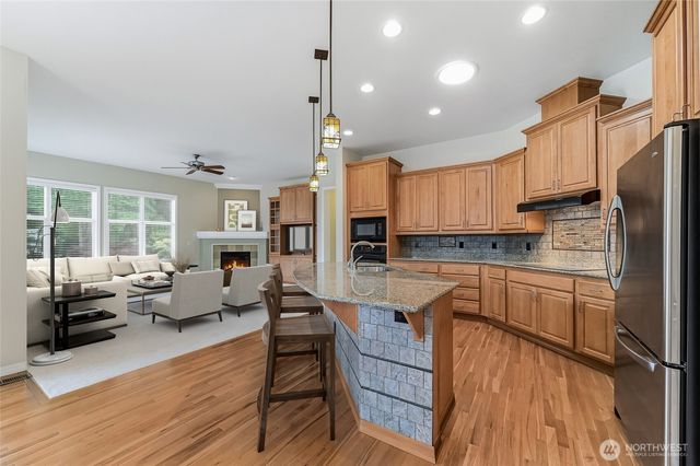 12256 243rd Place NE, Redmond, WA 98053