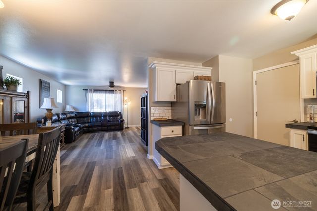 2588 Kristine Court, Centralia, WA 98531