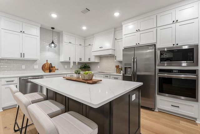 4126 Olive Street, Rogers, AR 72756