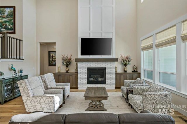 9351 W Sooty Grouse Ct, Boise, ID 83714