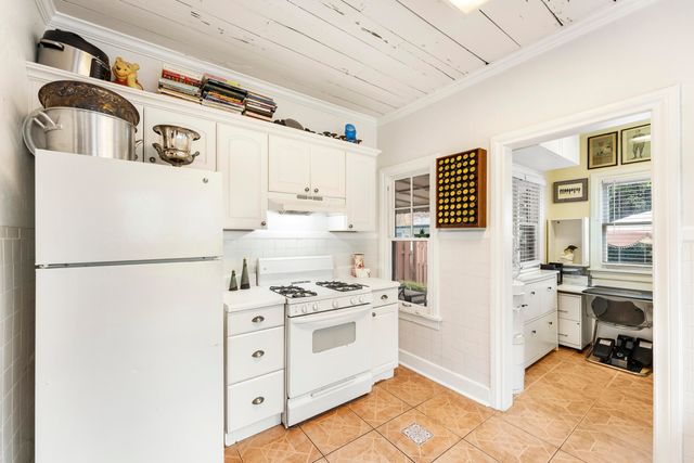 416 WESTWOOD Road, West Palm Beach, FL 33401