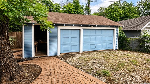 1419 Schley Ave, San Antonio, TX 78210