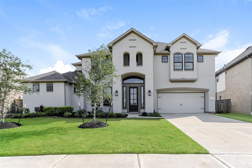30627 S Creek Way, Fulshear, TX 77441