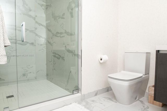 851 NE 1st Ave 1811, Miami, FL 33132