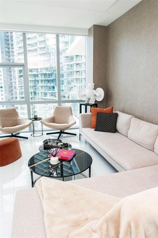 851 NE 1st Ave 1811, Miami, FL 33132