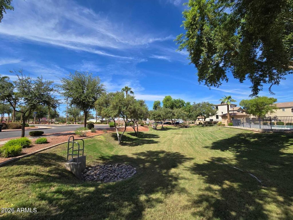 150 E CATCLAW Street, Gilbert, AZ 85296 — photo 2