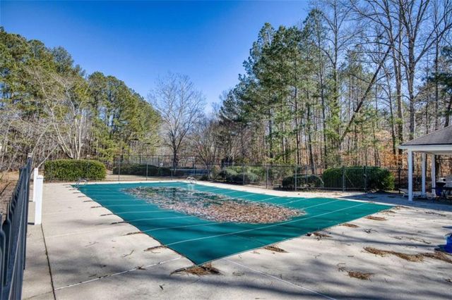 9600 Poplar Court, Douglasville, GA 30135
