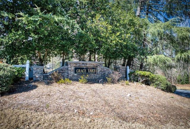 9600 Poplar Court, Douglasville, GA 30135